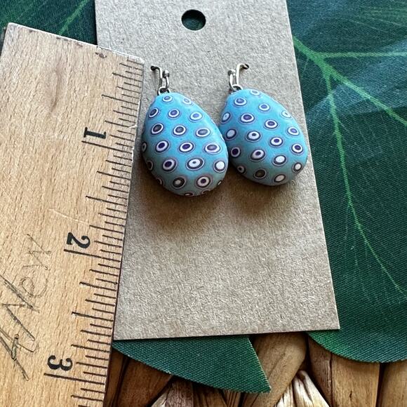 BOGO FREE RESIN BLUE EGG SHAPE DOT EARRINGS - Picture 5 of 8